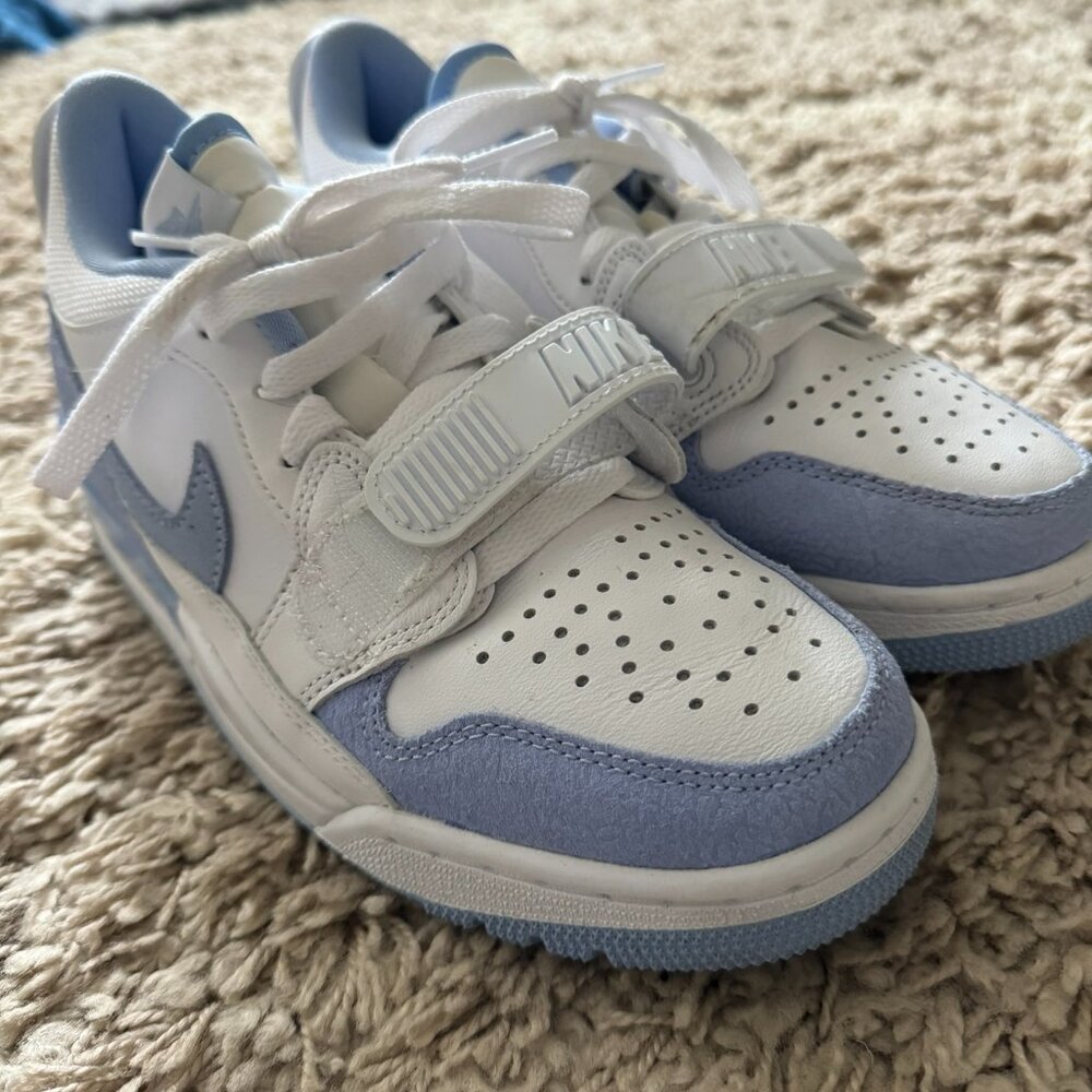 Nike Air Jordan Legacy 312 Low Aluminum Sneaker, Women's Size 6.5,  Blue